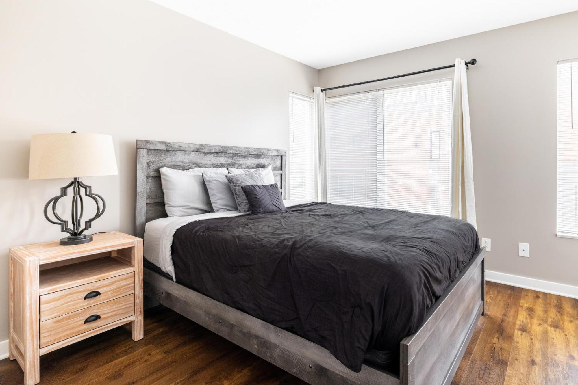 Luxury Downtown Townhome Unit 13 Cleveland Exterior photo