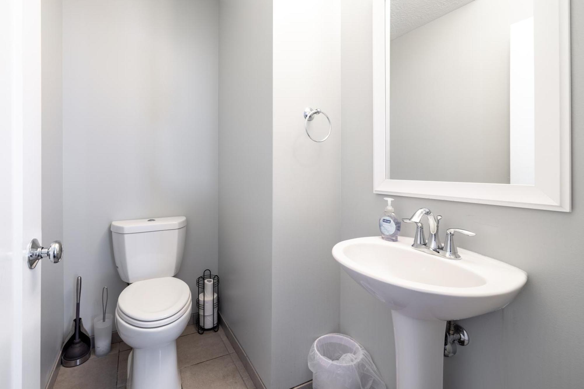 Luxury Downtown Townhome Unit 13 Cleveland Exterior photo