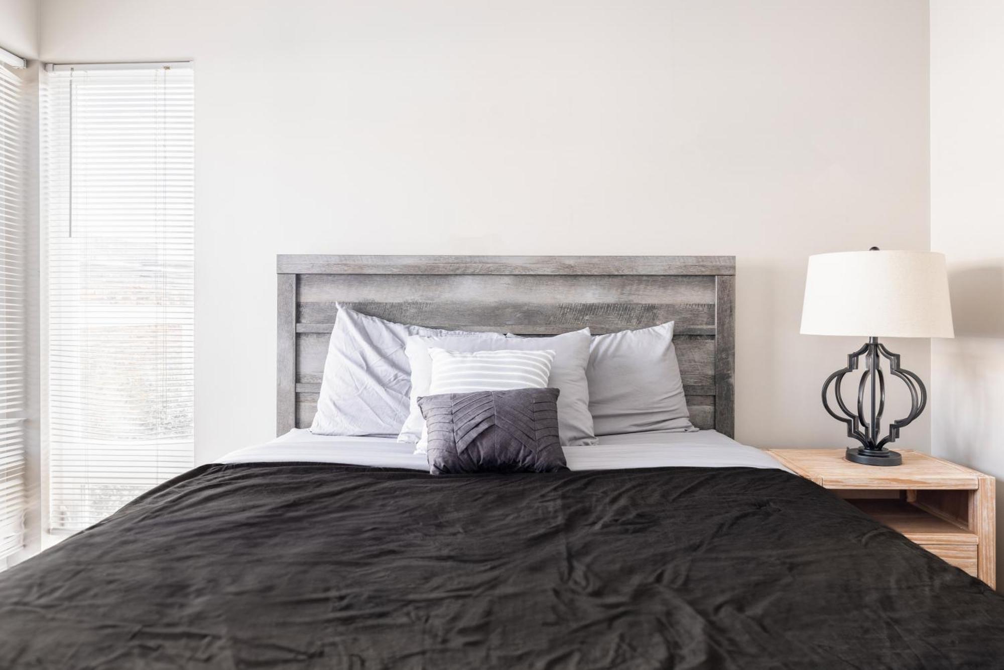 Luxury Downtown Townhome Unit 13 Cleveland Exterior photo